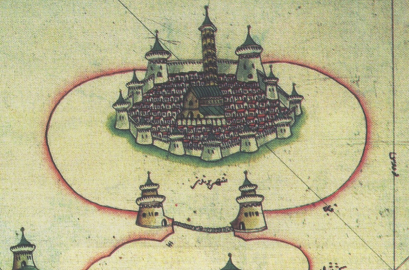 Dettaglio della mappa di Piris Reis del 1525 nel quale si nota la catena di chiusura del porto